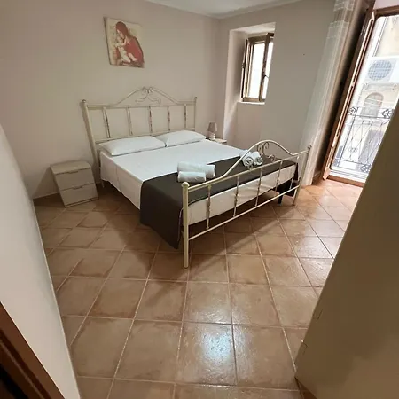 펜션 Gioeni House 체팔루