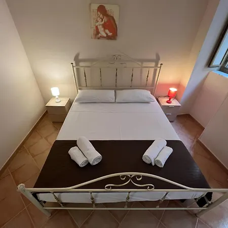 펜션 Gioeni House
